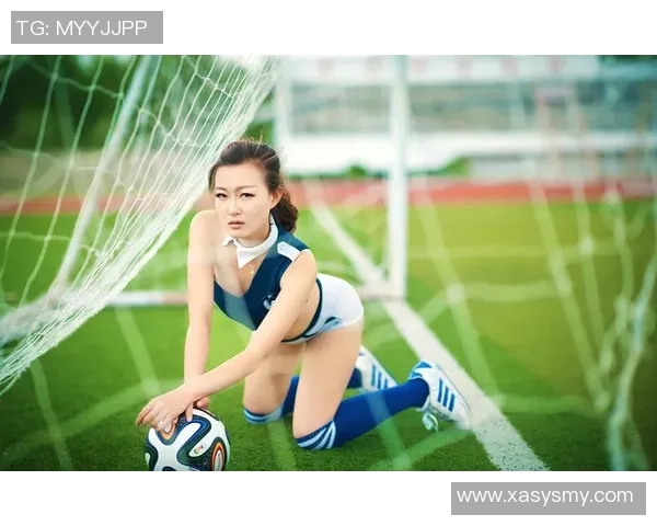 足球套装照片展示运动风采与时尚魅力的完美结合